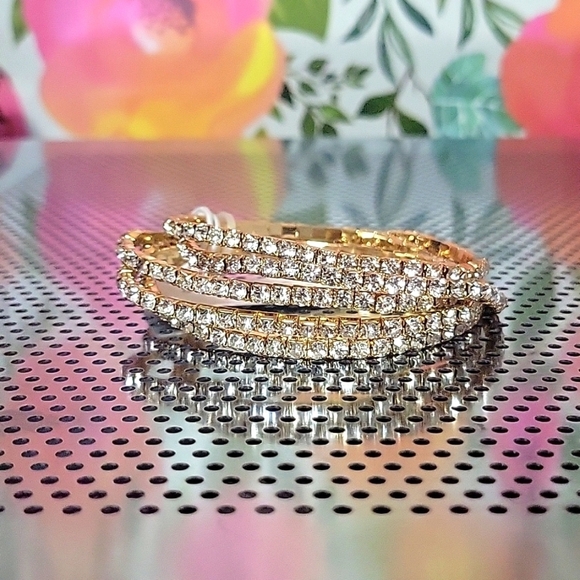 Jessica Simpson Set of 5 Stackable Rhinestone Stretch Bracelets - Picture 2 of 3